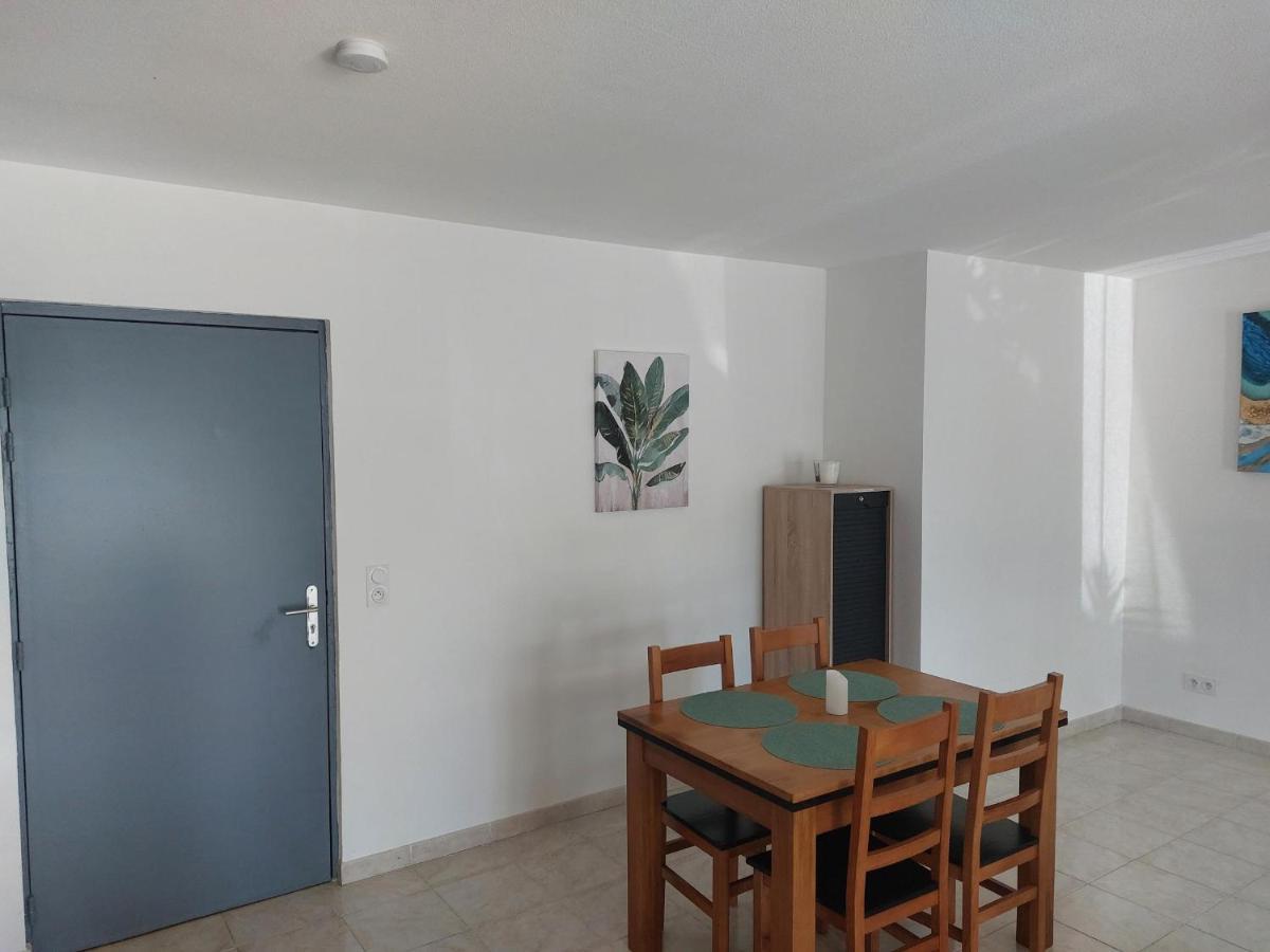 Nouvel Location D'Un Bel Appart T2 Climatise Et Meuble Au Rdch Avec Piscine Dans Residence Les Melody Санта-Мария-Погжио Экстерьер фото